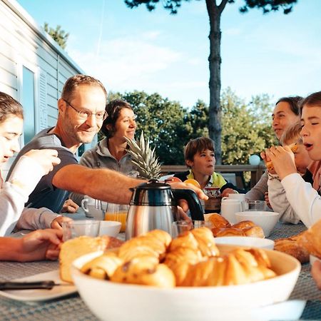 Mobil Homes XXL - Camping Ranch des Volcans Châtel-Guyon Exterior foto